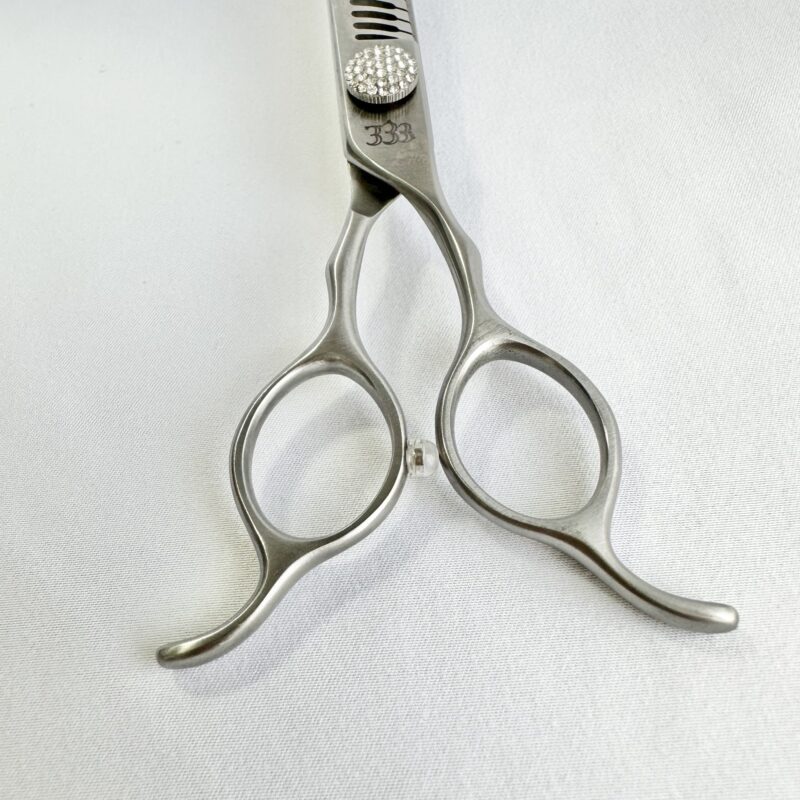 Tesoura de corte curva de 7,0" para precisão rápida