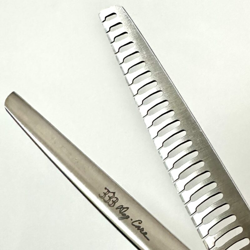 Tesoura de corte curva de 7,0" para precisão rápida