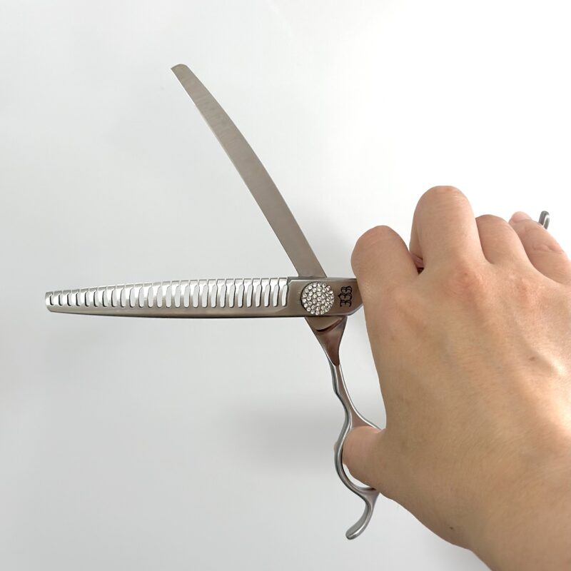 Tesoura de corte curva de 7,0" para precisão rápida