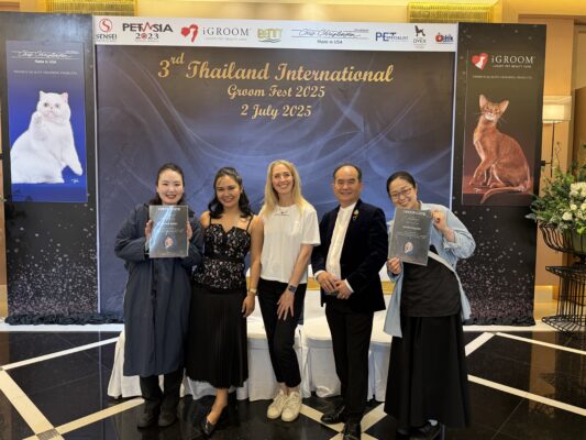 We exhibited at a pet show in Thailand.