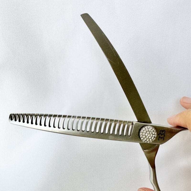 Tesoura de corte curva de 7,0" para precisão rápida